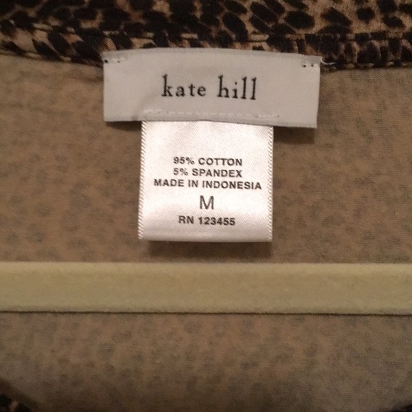 🔵 2/$22❗️EUC 🐯KATE HILL Animal Print Crewneck Women’s M - Picture 5 of 7